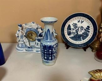 examples of vases and table decor for sale