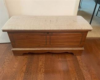 Lane Cedar Chest