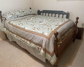 2 bed frames for sale.