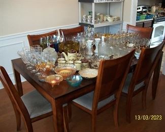 Dining Set w/6 chairs