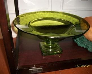 Green Glass Centerpiece Bowl