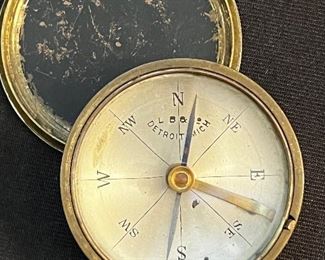 Brass cased compass, "L&B Co, Detroit Mich"