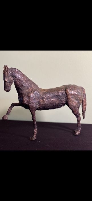 Braised metal horse sculpture
