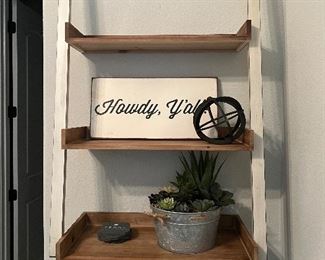 Awesome small shelf with assorted HomeGoods/decorations