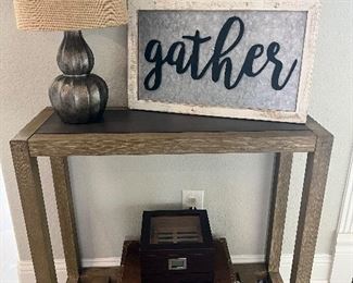 Accent table , lamp, and more home accents