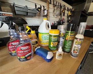 Cleaning product for garage items