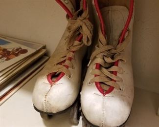 Vintage kids skates 