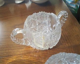 15. SUGAR BOWL MATCHES CREAMER $5