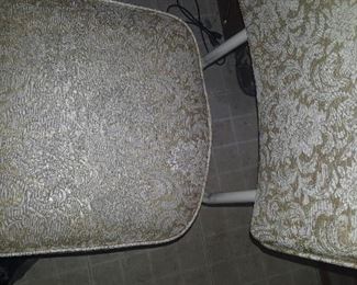ONE OF THE OTHER CHAIRS NO DAMAGE