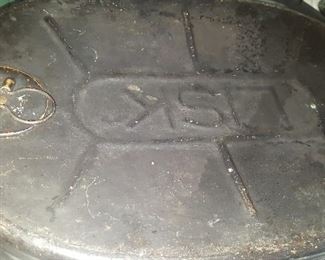 62. VINTAGE  LISK 19" ROASTER 3PIECE $20