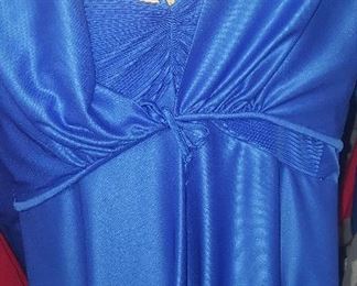 101. VINTAGE DRESS $10