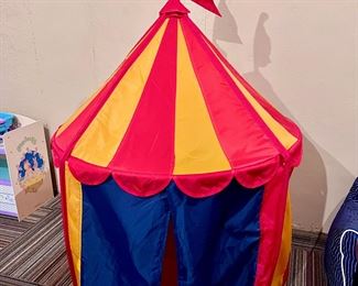 Kids circus tent