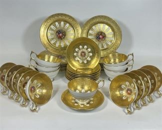 FINE AYNSLEY Gilt Decorated ENGLISH BONE CHINA SET IF PLATES & CUPS W SAUCERS