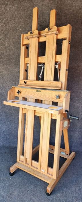 High End Artist Easel with Pulley System to Lower or Raise Canvas Up or Down 