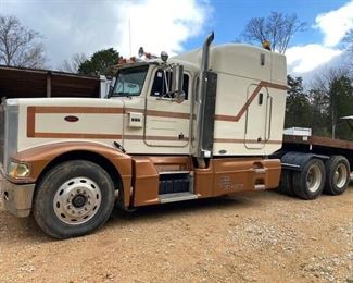 Peterbilt truck with sleeper