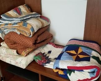Bedding and quilts 