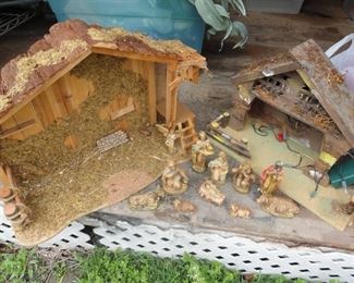 Nativity scene pieces