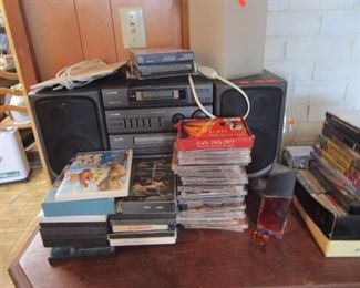 Cd's, DVD's, cassettes