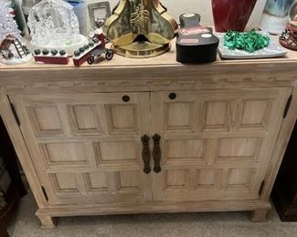 This is one of the pair of matching cabinets.