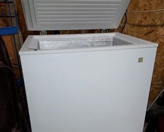 GE 5.0cu ft freezer