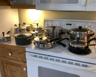 Pots and pans in variety of sizes