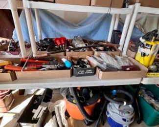 Small tools, miscellaneous garage items