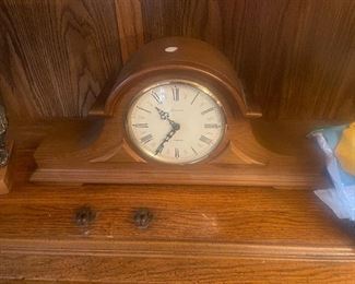 mantle clock