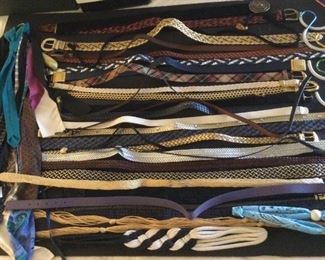 Sashes, Belts And Belt Hangers