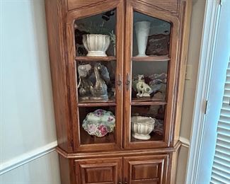 Corner, lighter curio 