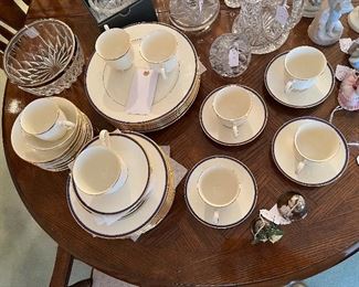 Lenox Urban Twilight china. It is hard to tell in the picture but it’s a beautiful blue and gold rimmed set 