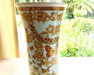 versace vase