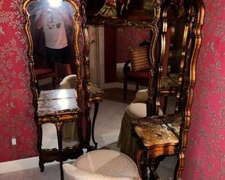 antique4 makeup vanity