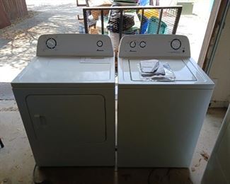 Washer dryer set 