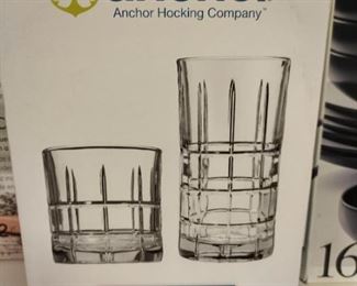 8pc glassware set. Still in box 