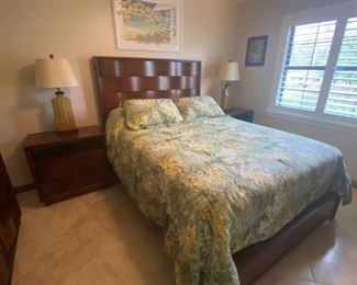 Queen Mid Century Modern Bedroom Set