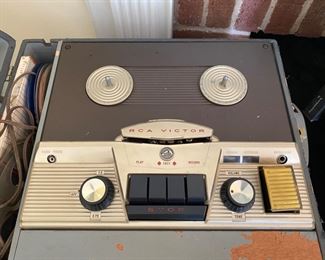 RCA Victor reel to reel tape recorder