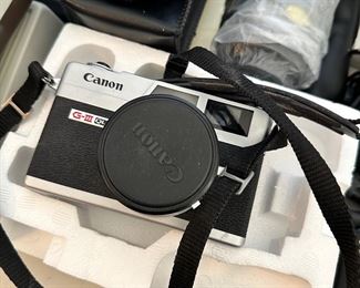 Canon G-III Camera