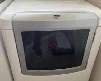 Maytag White Bravos XL Electric Dryer
