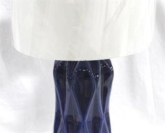 55 - Contemporary decorative table lamp - 30"
