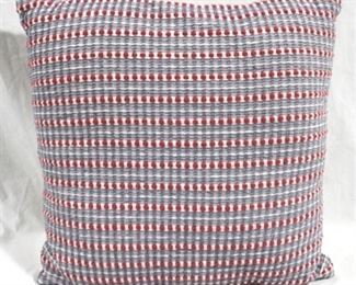 72 - Throw pillow - 18.5 x 18.5
