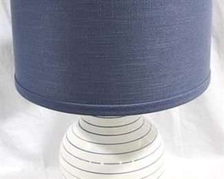 76 - Contemporary decorative table lamp - 32"
