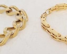 88c - 2 Gold tone bracelets
