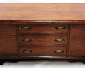 198 - Morristown lift top cedar chest 21.75 x 47 x 20.25

