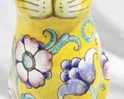 370 - Decorated ceramic cat statue - 12"
