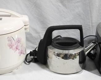 428 - Rice cooker, toaster & electric kettle
