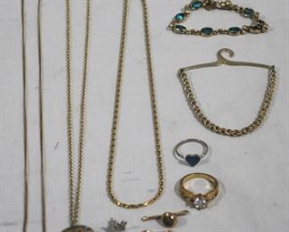 512 - Lot of Costume Jewelry
