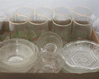 617x - Tray Lot of Assorted Glass Items
