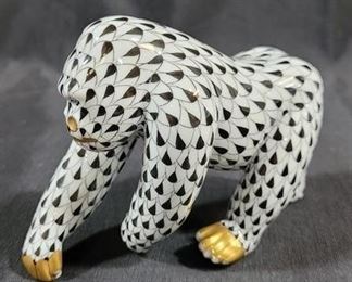 622 - Herend Gorilla Black Fishnet Figurine 4 x 5
