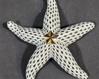 624 - Herend Starfish Black Fishnet Figure 4 x 4
