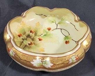 712 - Picard Hand Painted Footed Bowl 3 x 8
